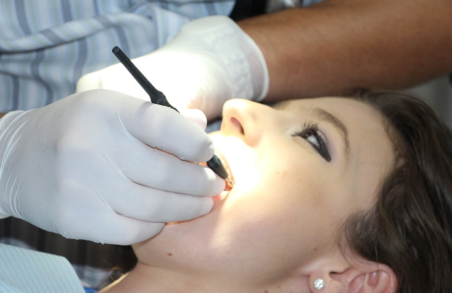 Getting A Cosmetic Dentistry Makeover